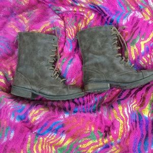 Steve madden combat boots